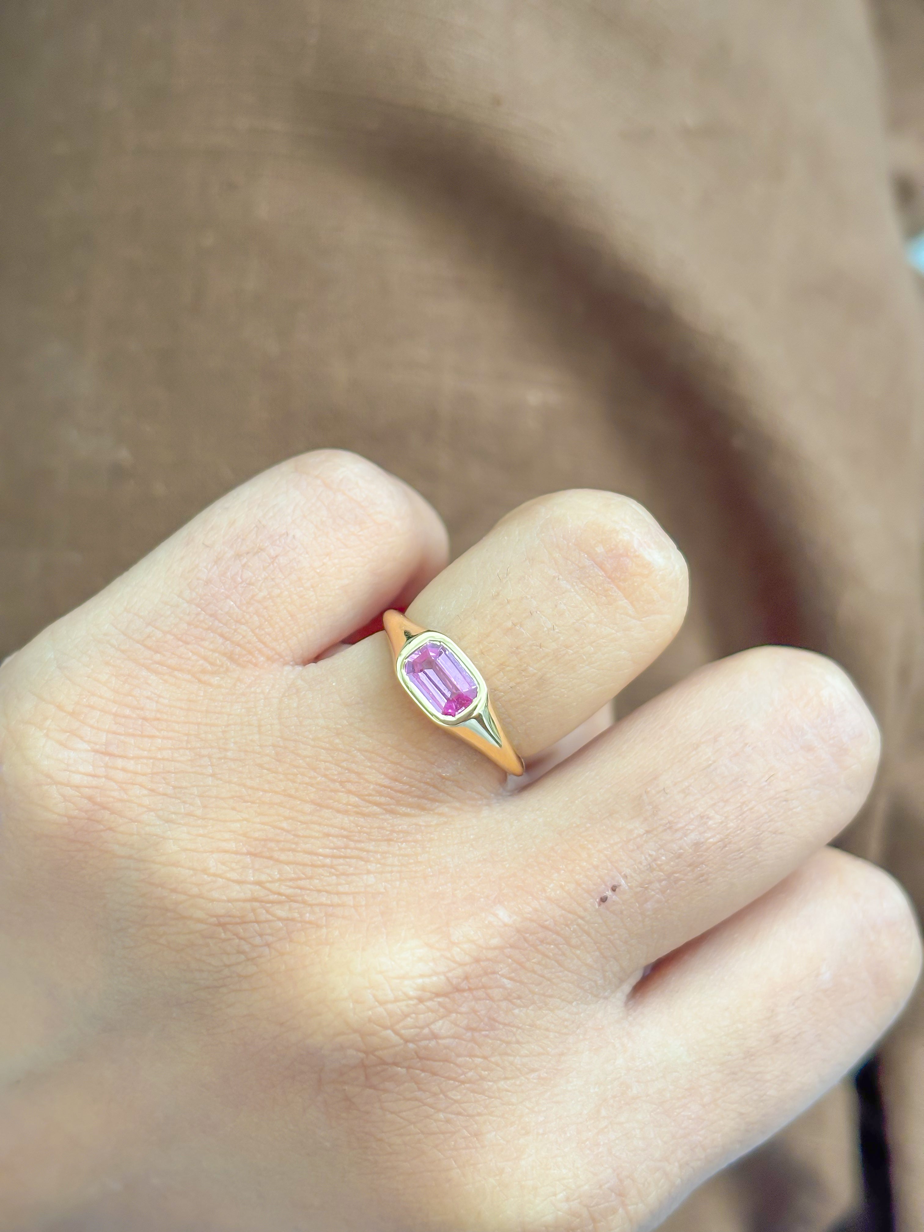 JPRG-4417/11008 Pink Sapphire Ring | 18K