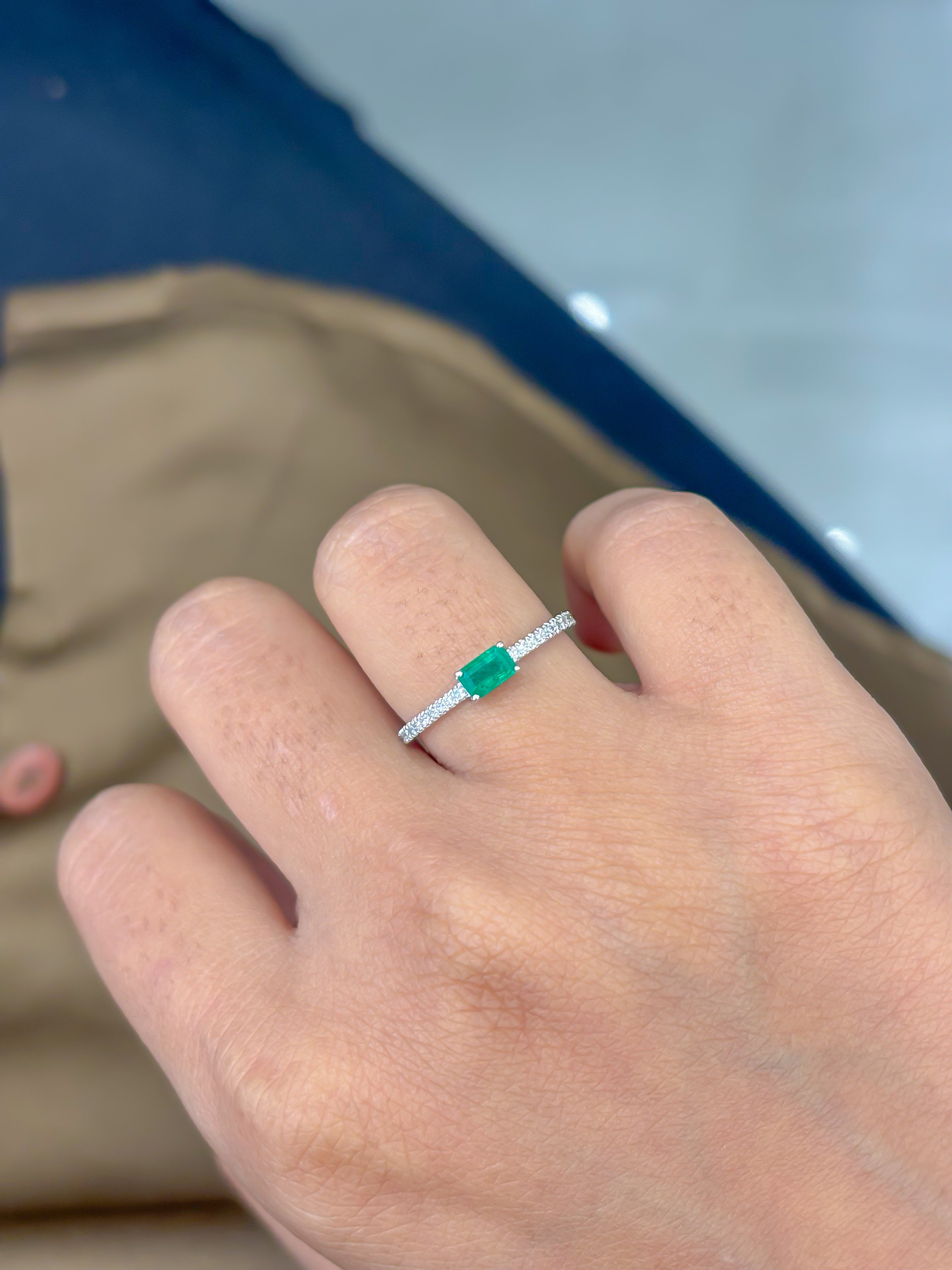 JPRG-4599/11335 Emerald Diamond Octagon Thin Ring | 14K