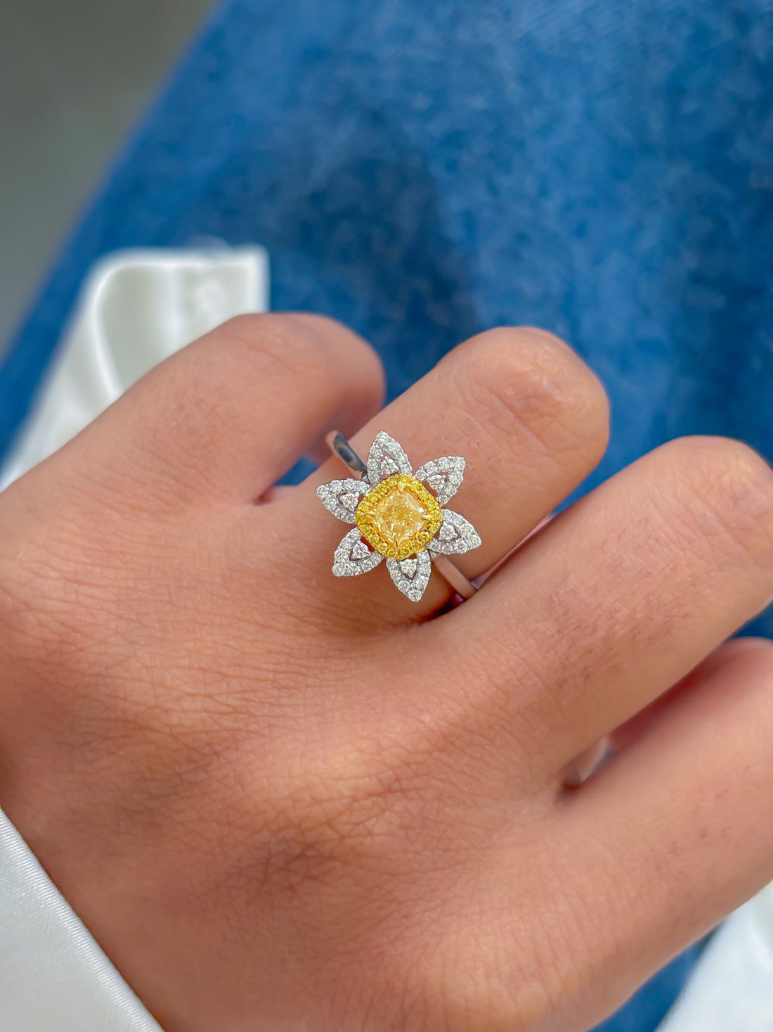 JPRG-4647/11417 Diamond Yellow Diamond Ring | 18K
