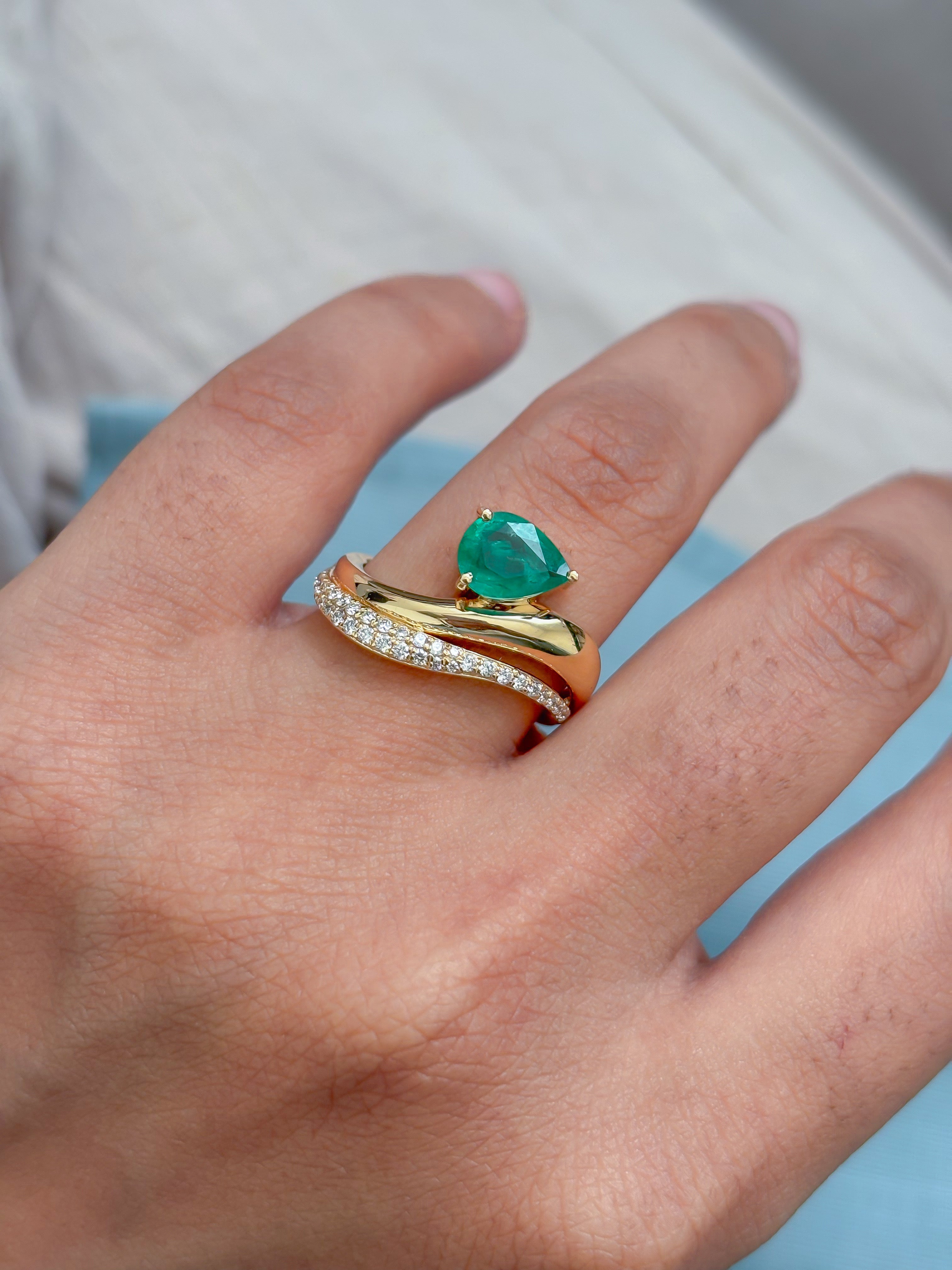 JPRG-4888/11895 Emerald Diamond Ring | 18K