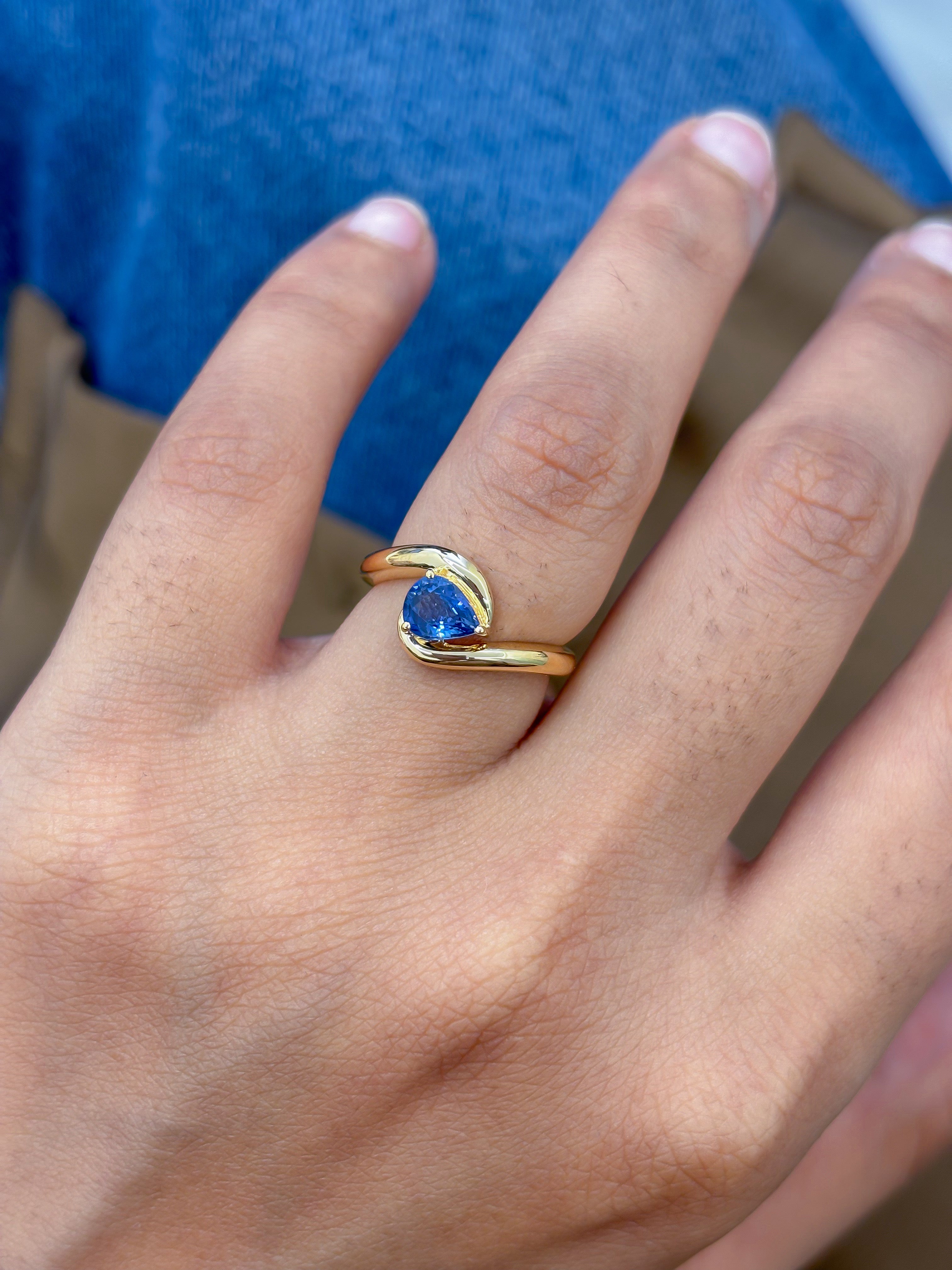 JPRG-4987/12092 Blue Sapphire Ring | 18K