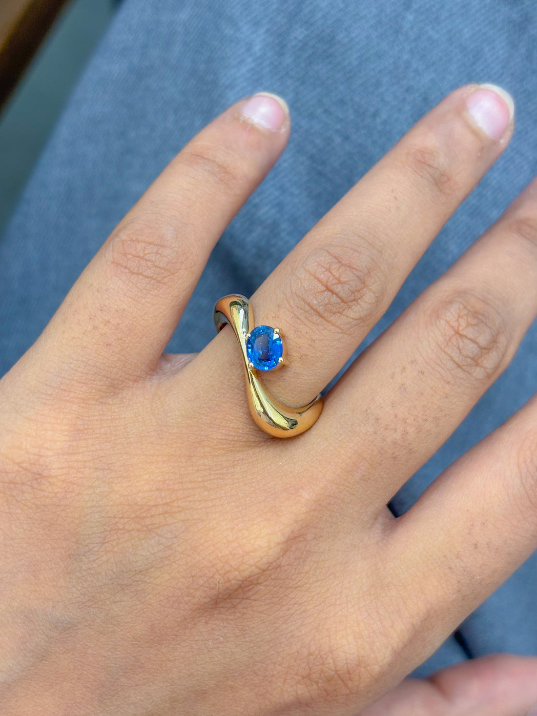 JPRG-5046/12167 Blue Sapphire Ring | 18K