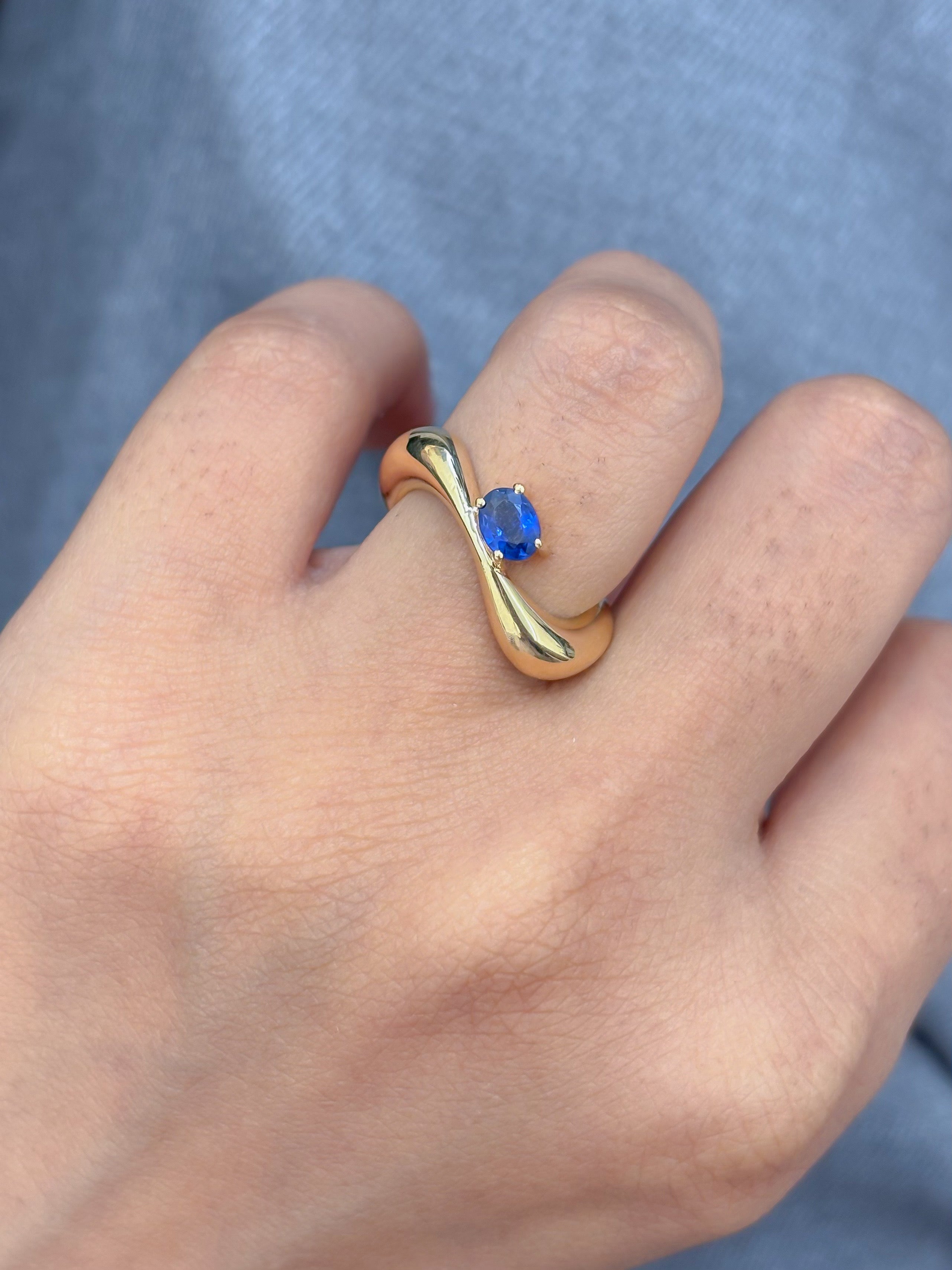 JPRG-5047/12168 Blue Sapphire Ring | 18K