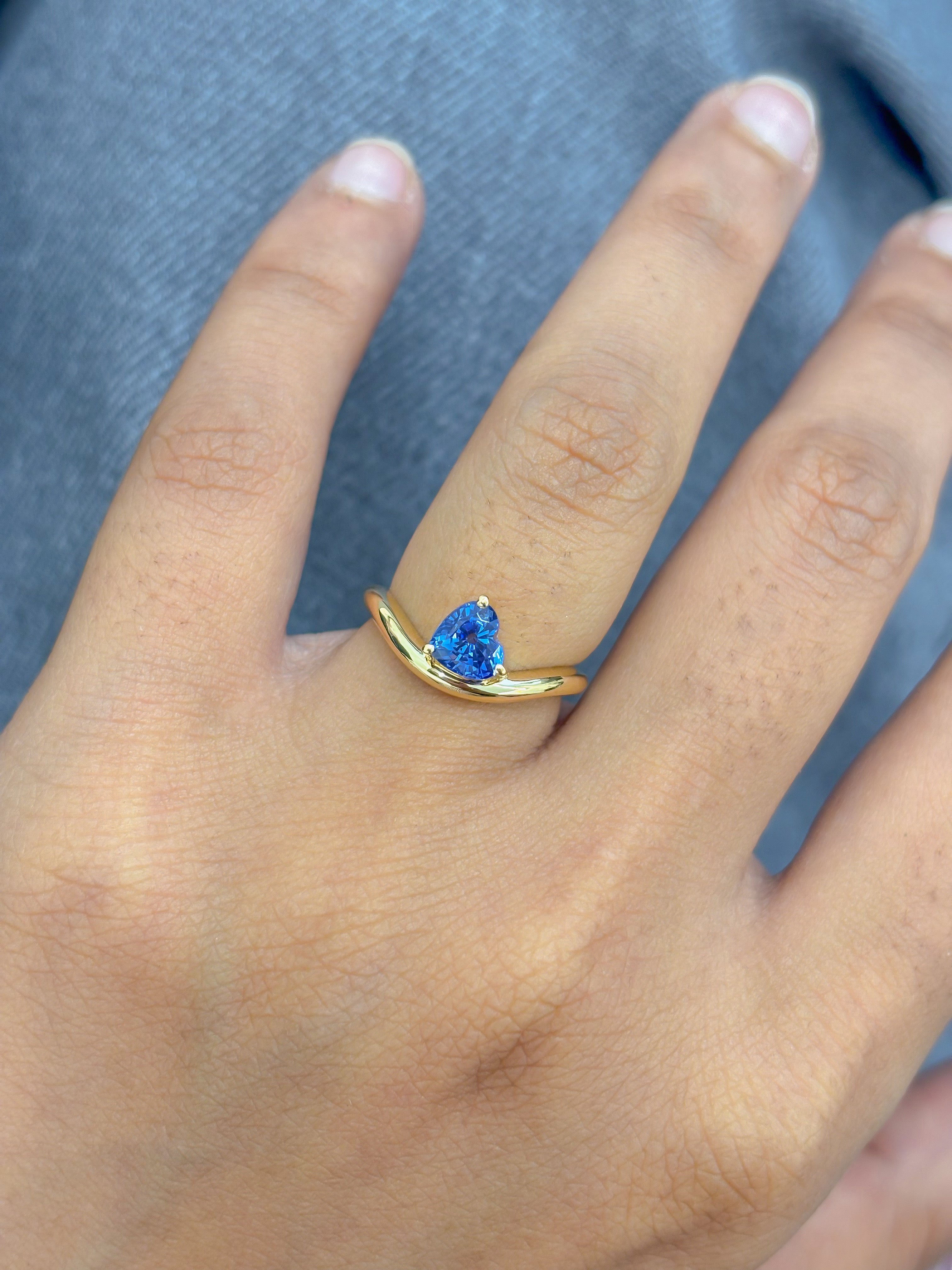 JPRG-5048/12169 Blue Sapphire Ring | 18K