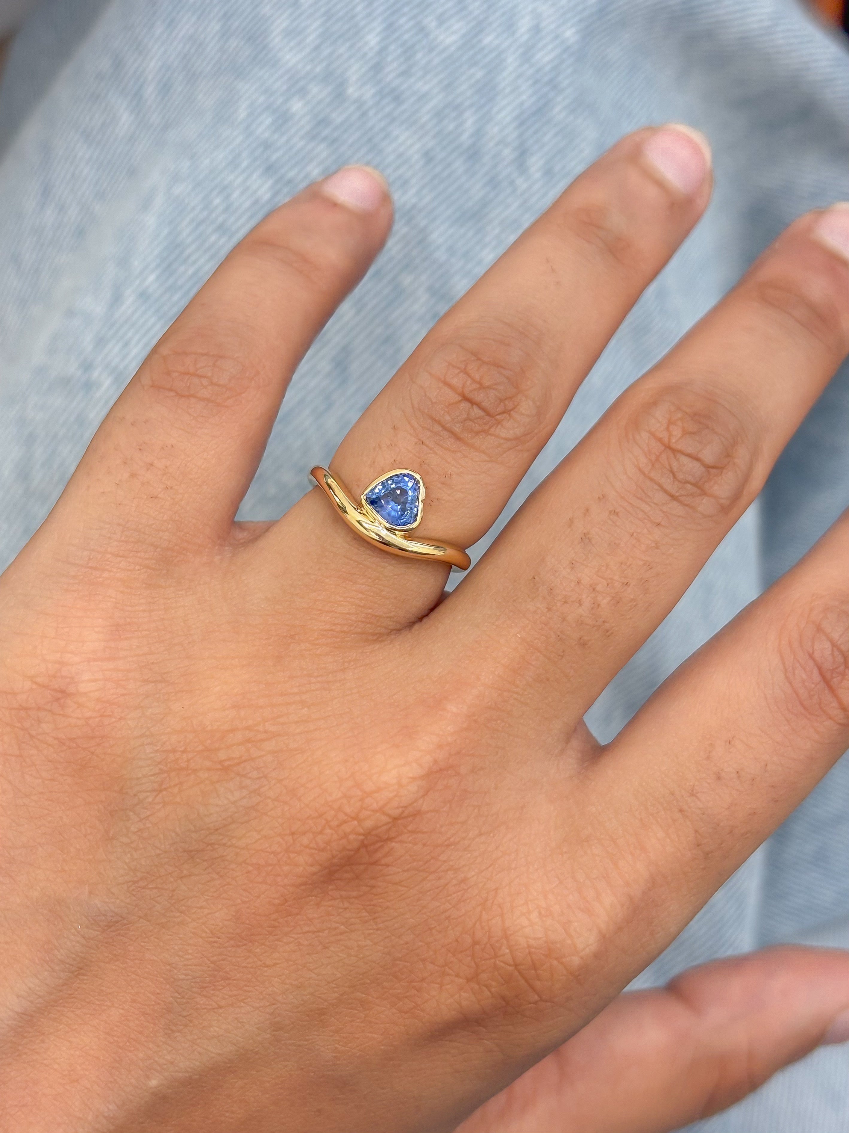 JPRG-5064/12203 Blue Sapphire Ring | 18K