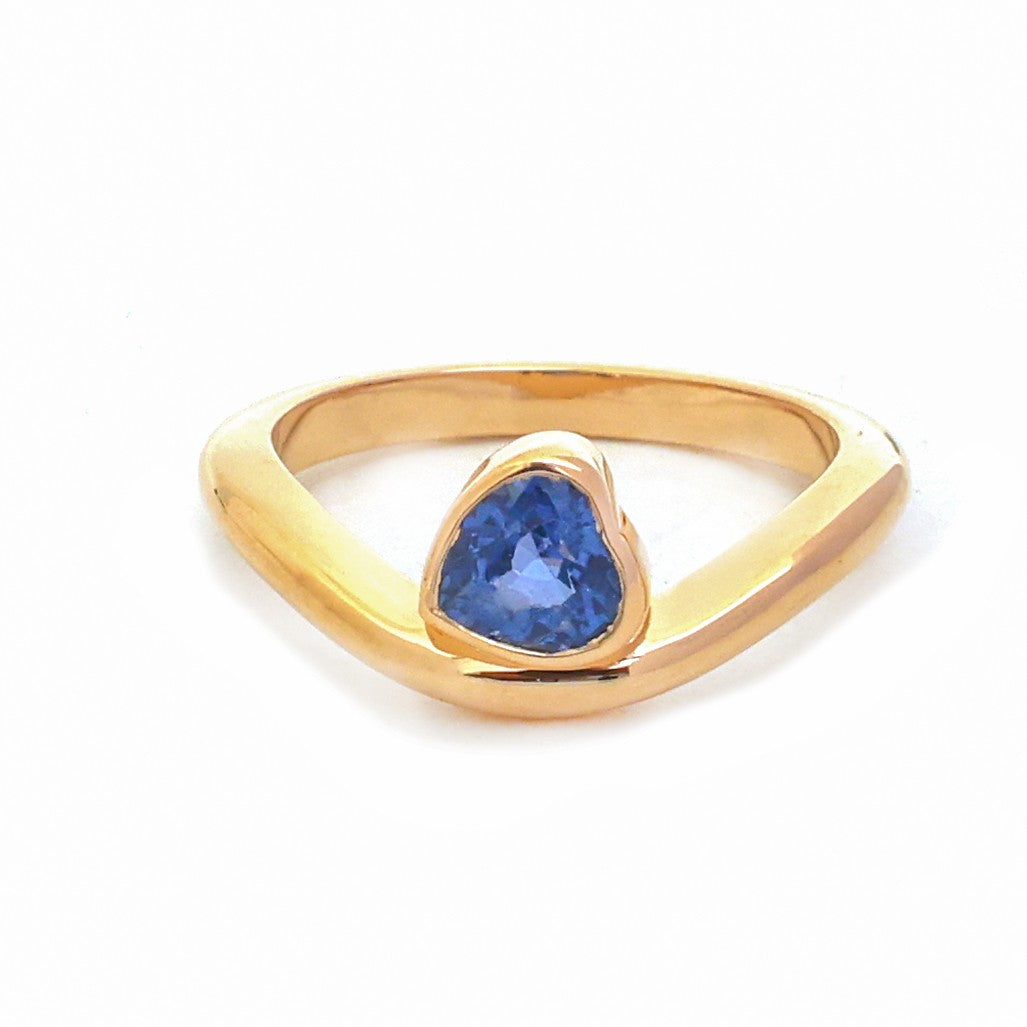 JPRG-5070/12209 Blue Sapphire Ring | 18K