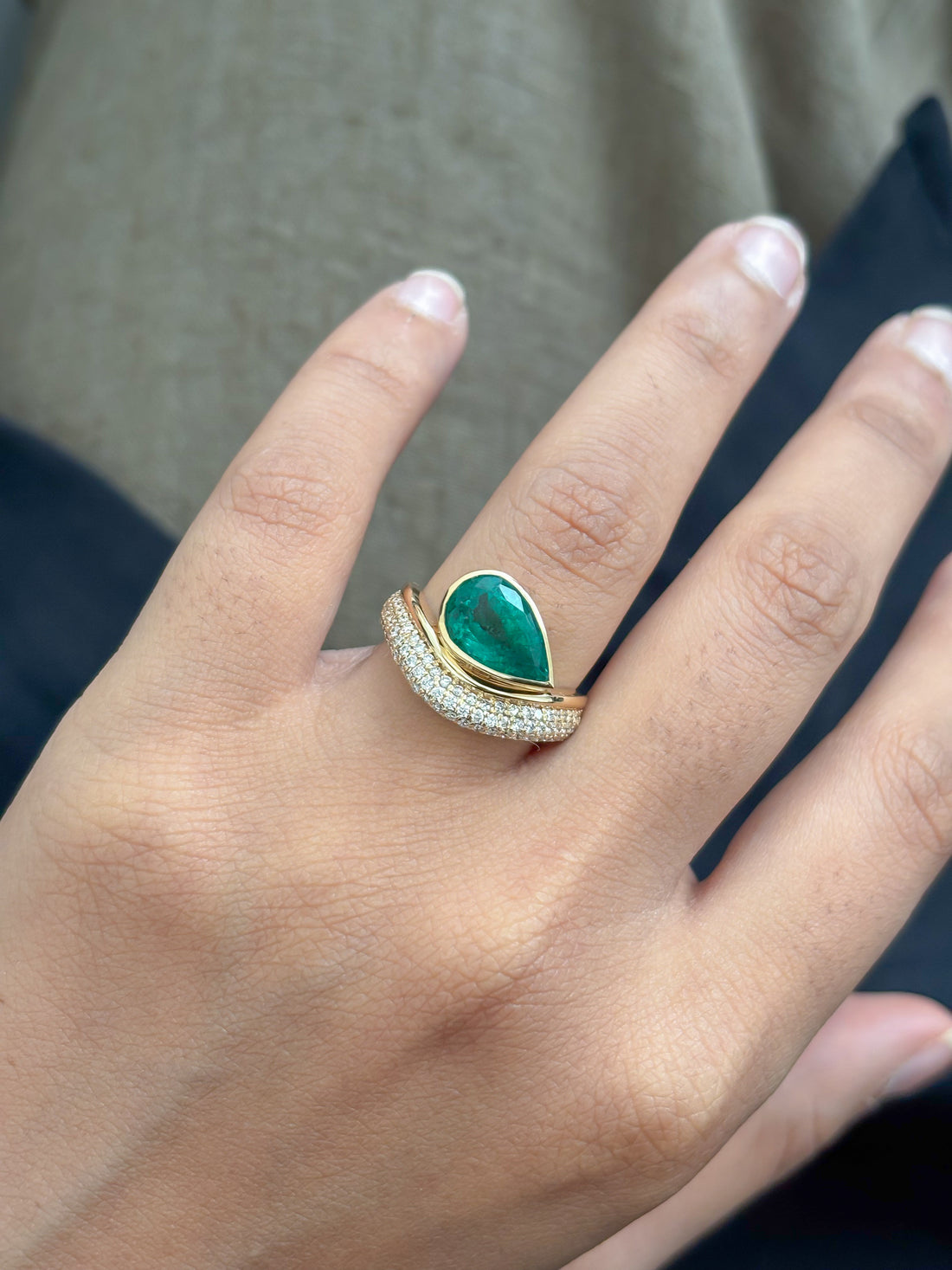JPRG-5168/12392 Emerald Diamond Ring | 18K