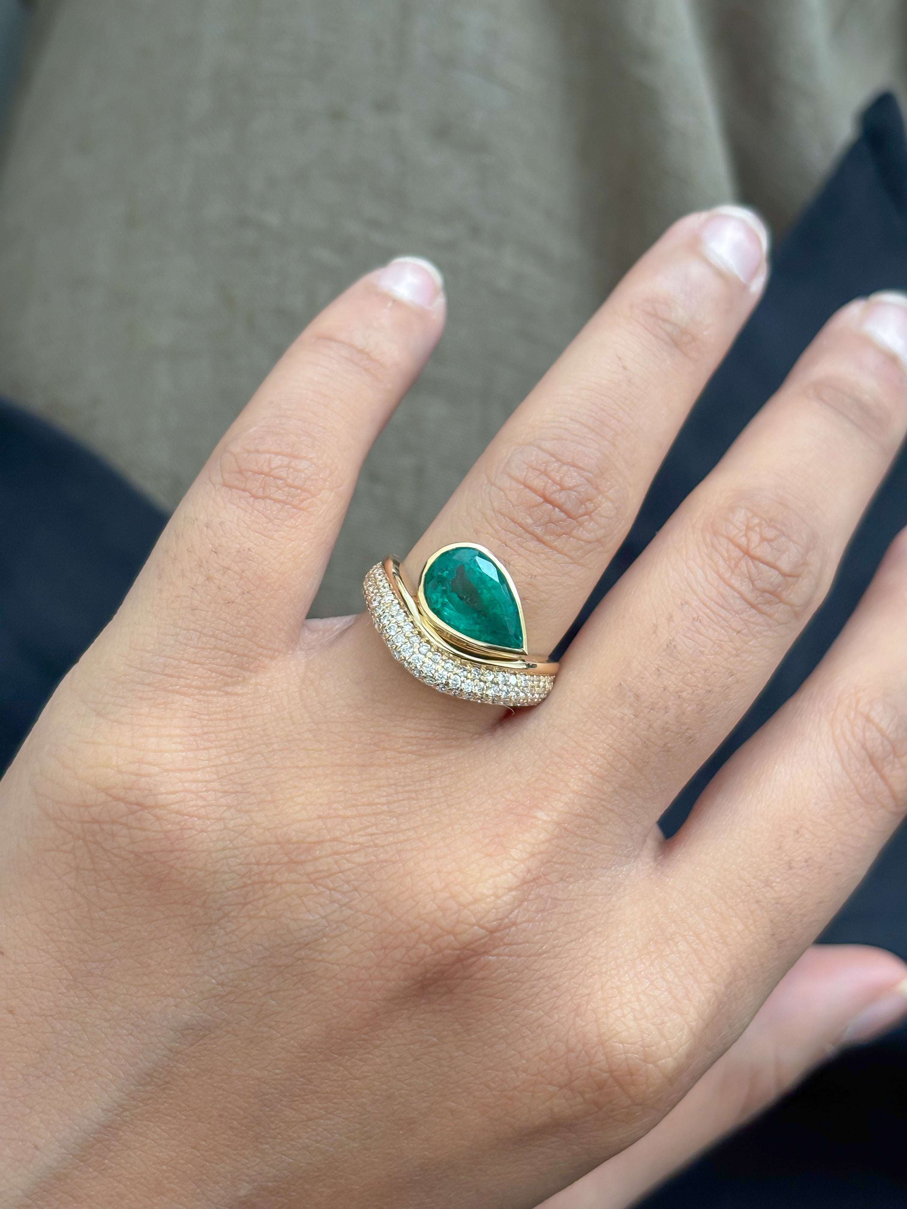 JPRG-5168/12392 Emerald Diamond Ring | 18K