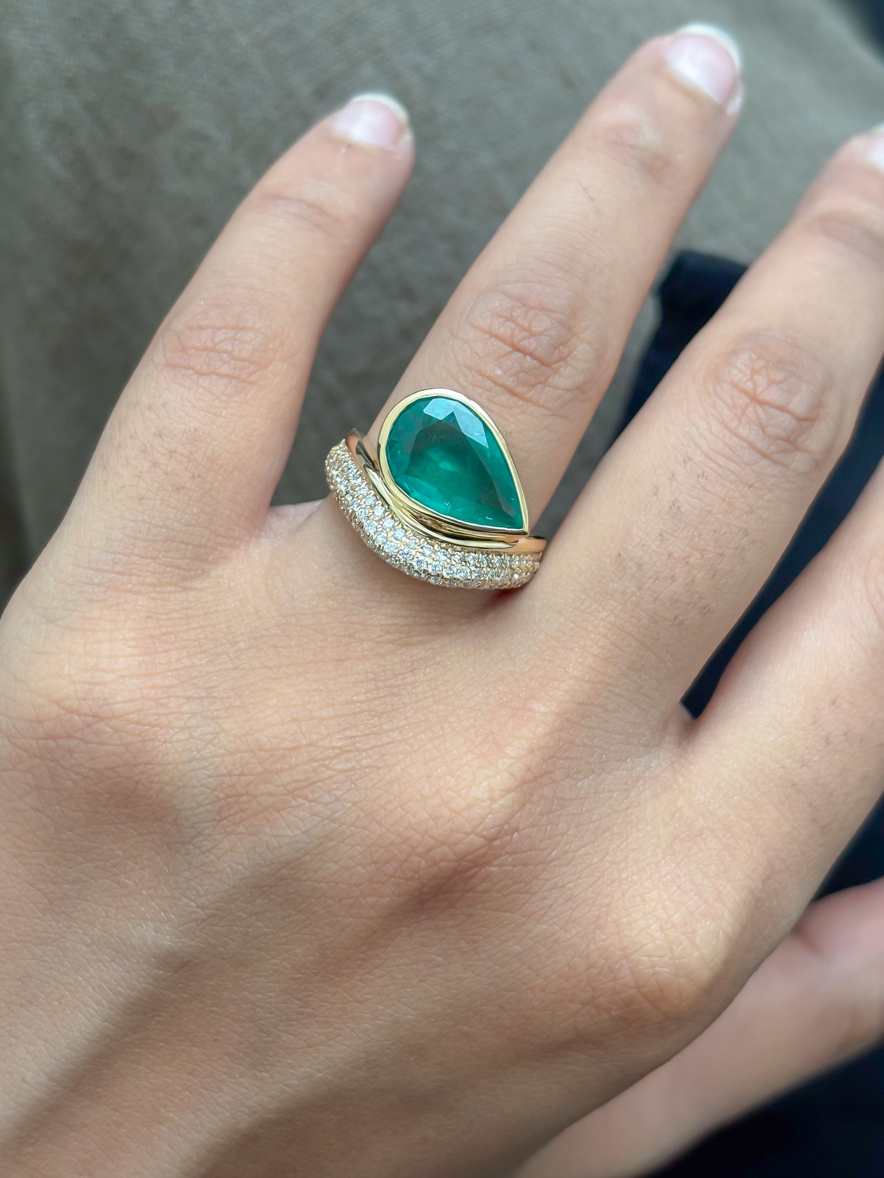 JPRG-5175/12399 Emerald Diamond Ring | 18K