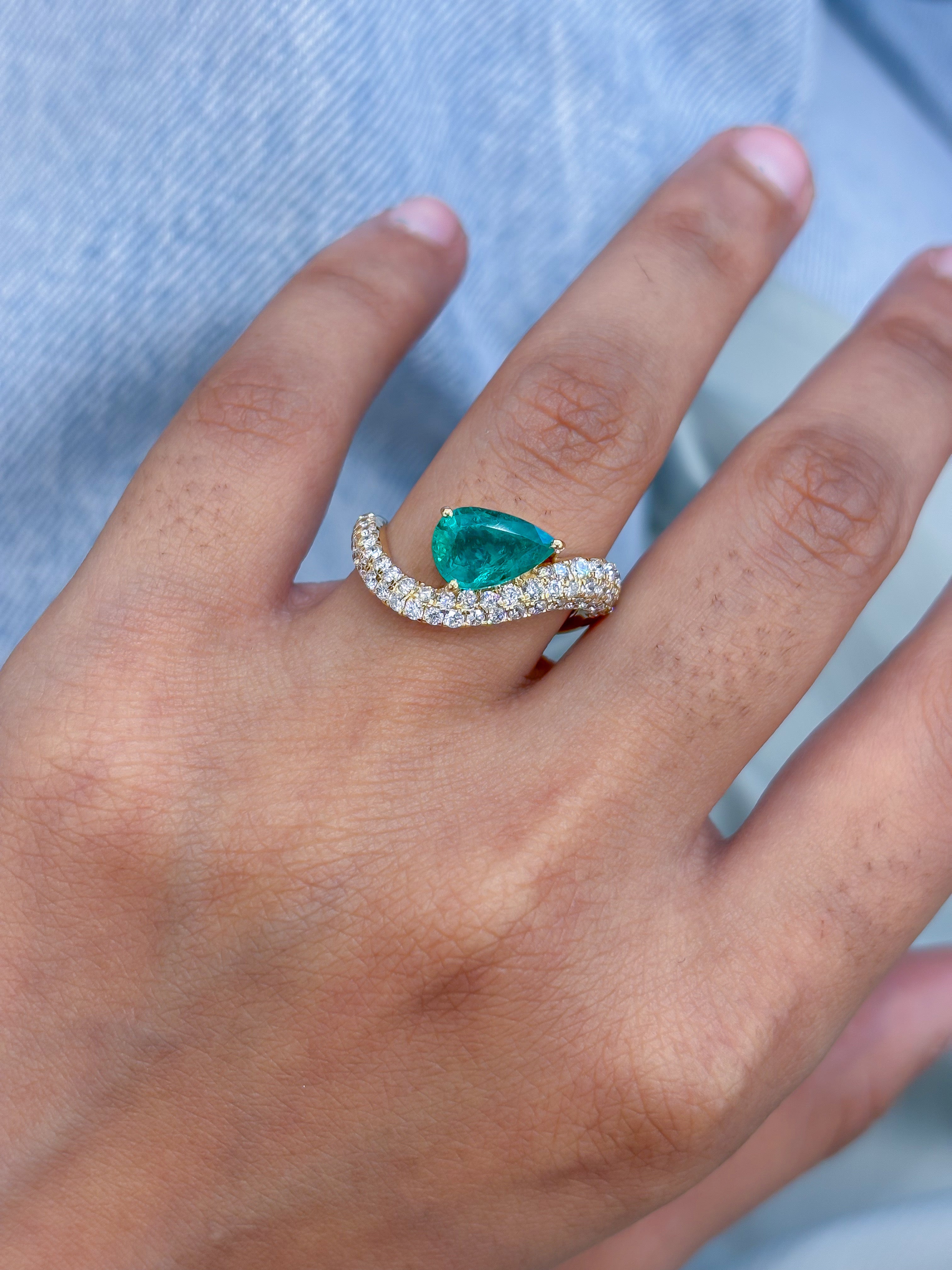 JPRG-5283/12582 Emerald Diamond Ring | 18K