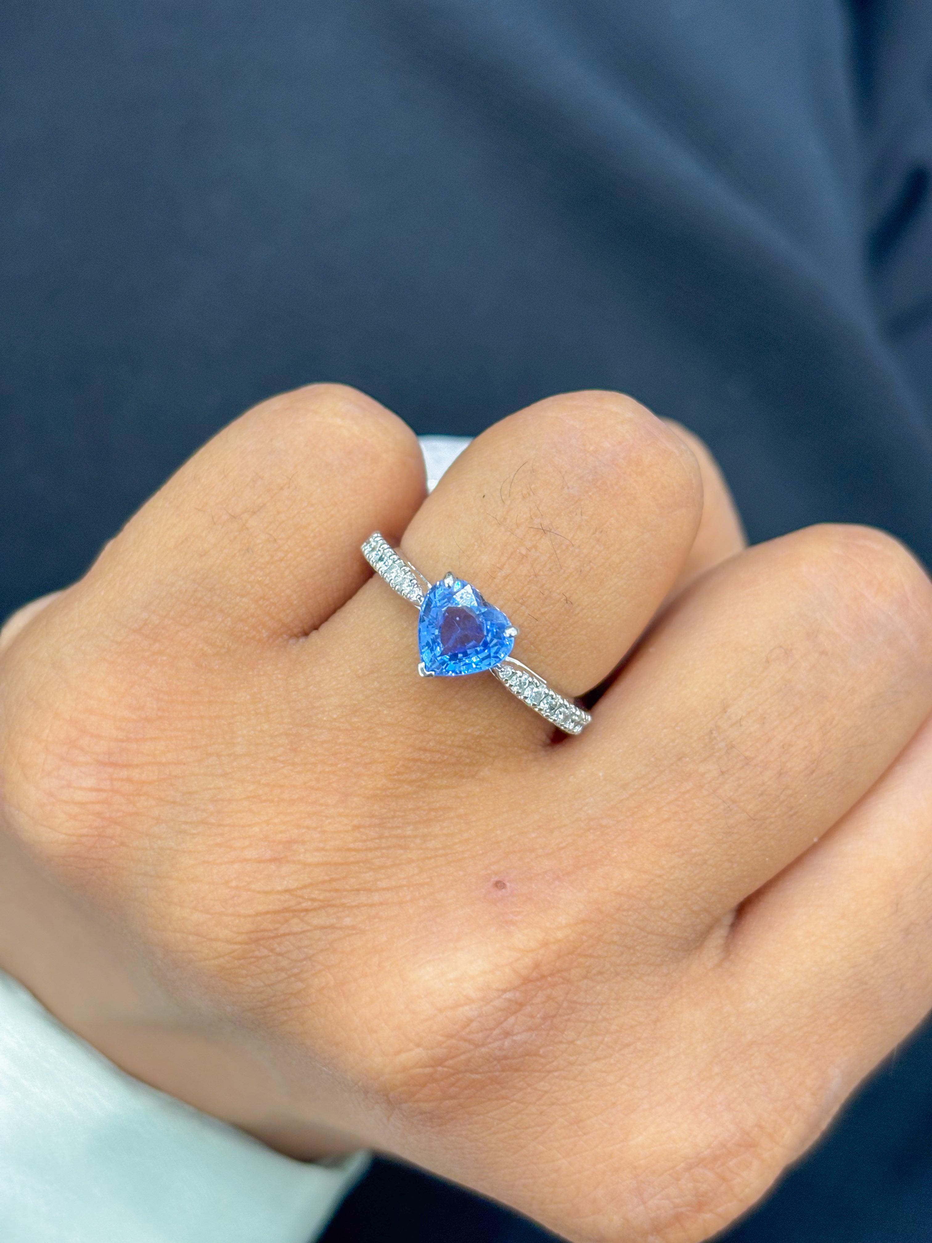 JPRG-547/1807 Blue Sapphire Ring | 18K