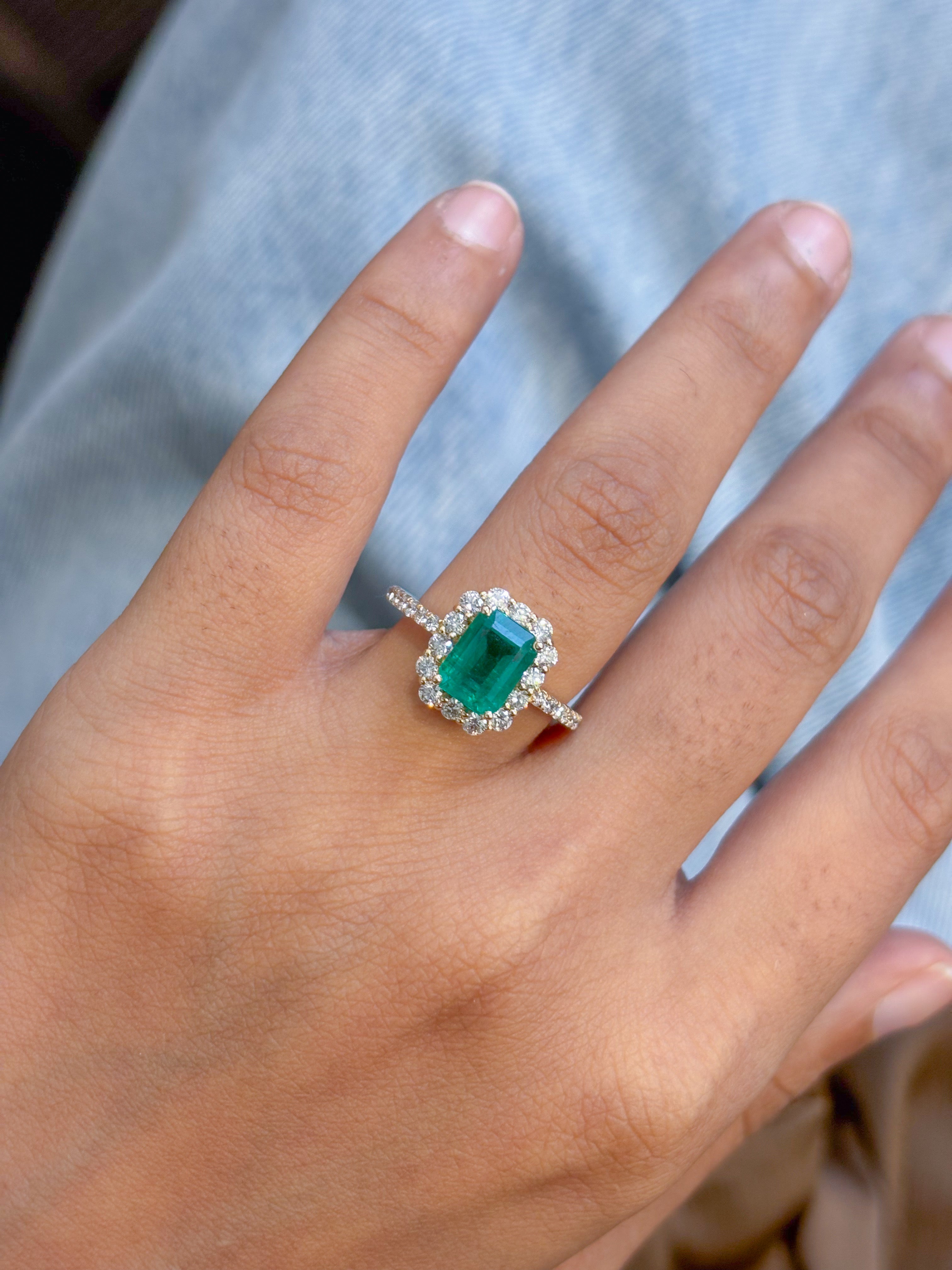 JPRG-5498/13074 Diamond Emerald Ring | 18K