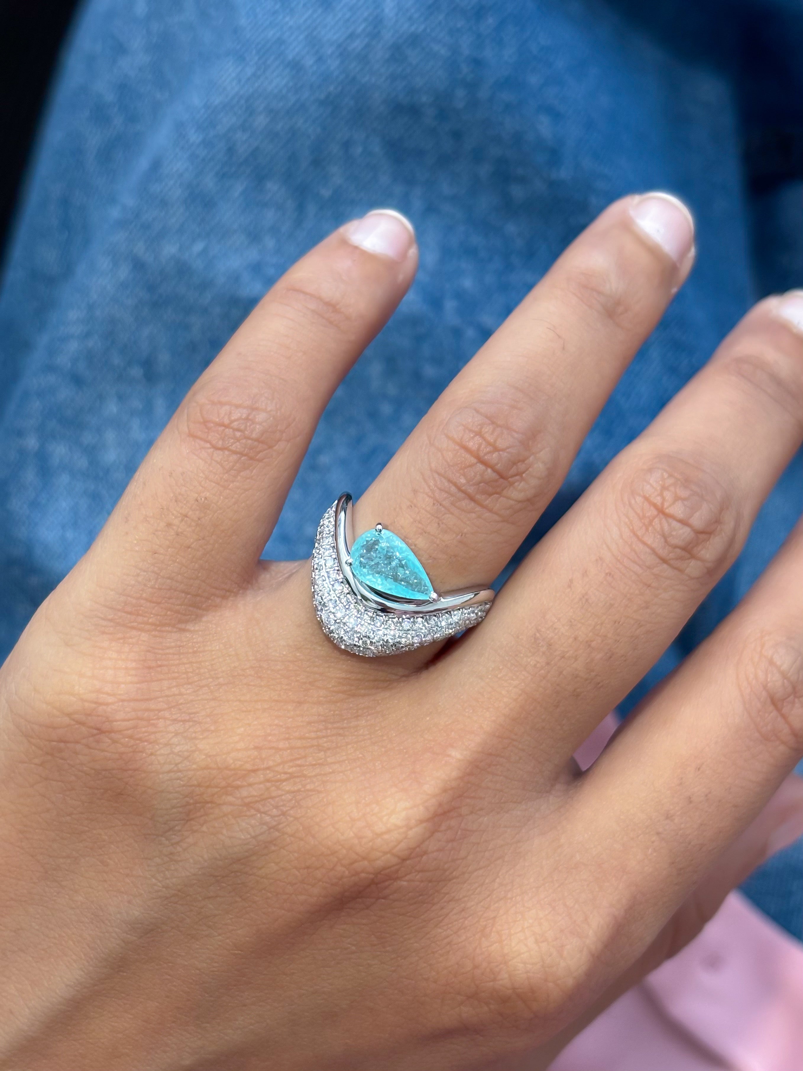 JPRG-5555/13180 Paraiba Tourmaline Diamond Ring | 18K