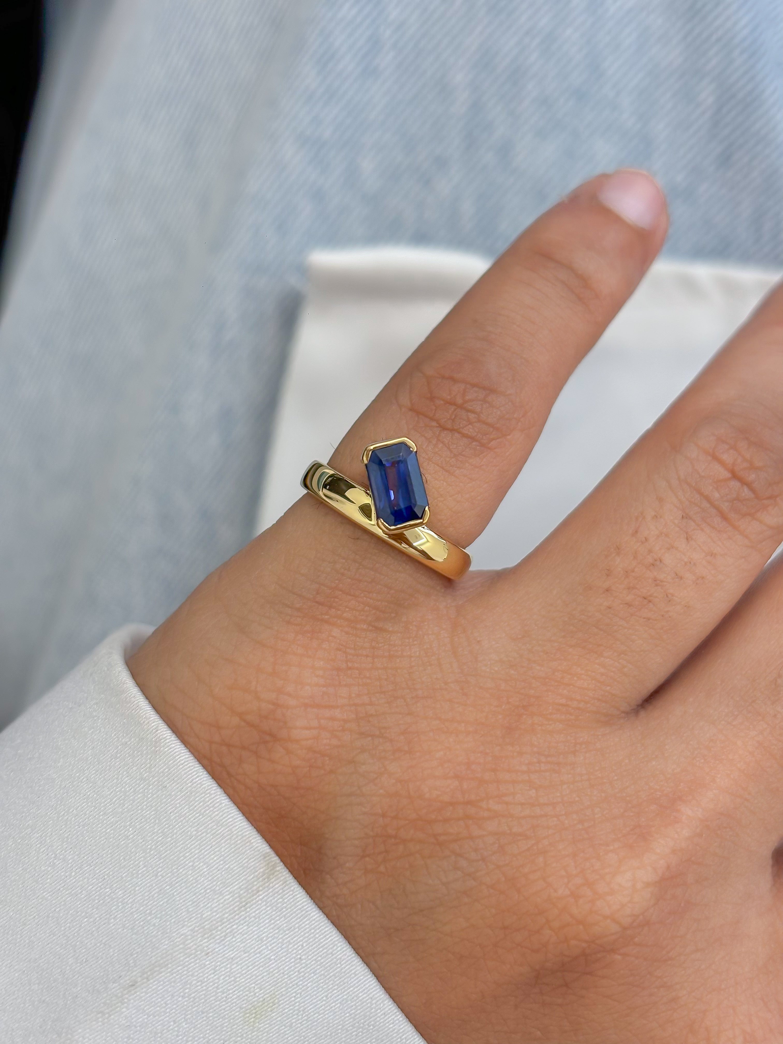 JPRG-5742/13538 Blue Sapphire Ring | 18K