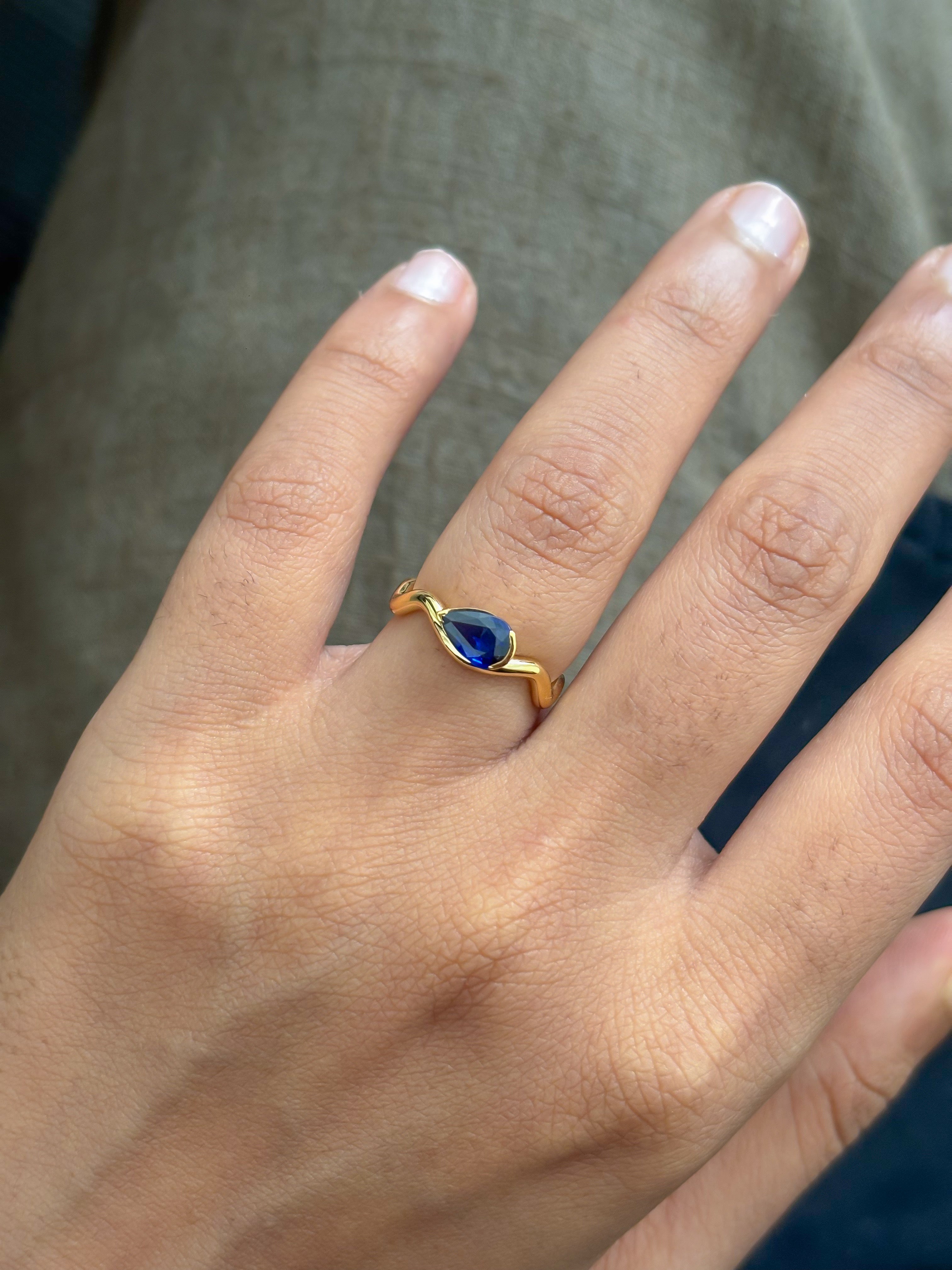 JPRG-5786/13640 Blue Sapphire Ring | 18K