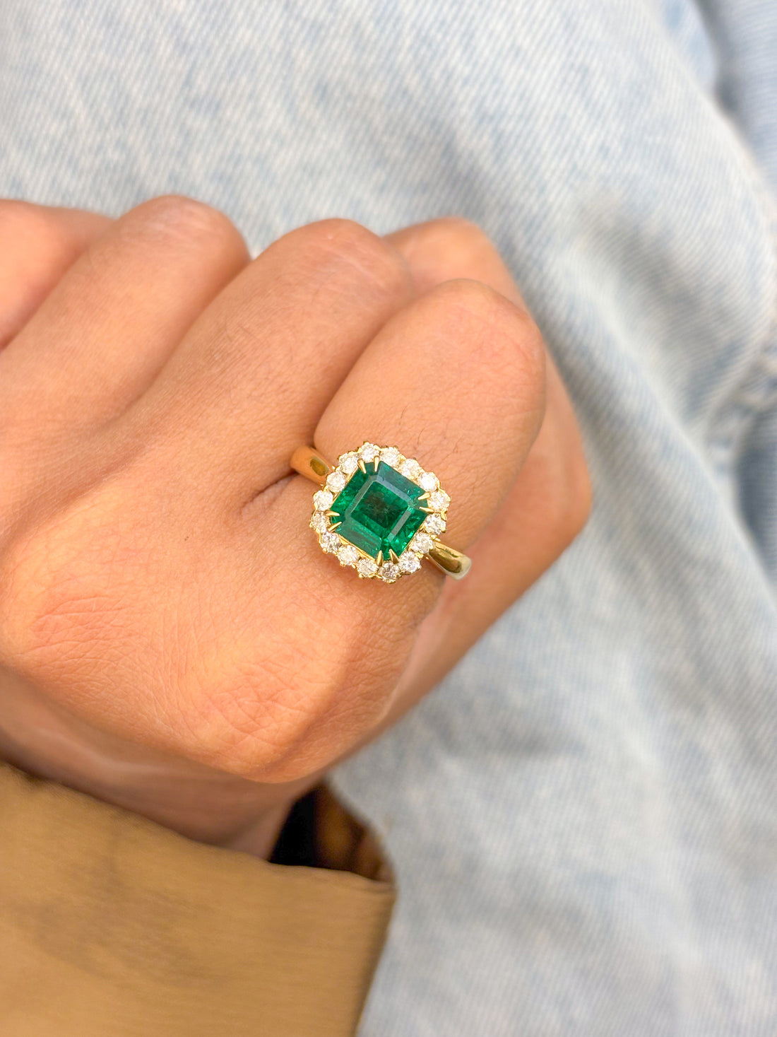 JPRG-685/1680 Emerald Ring | 18K