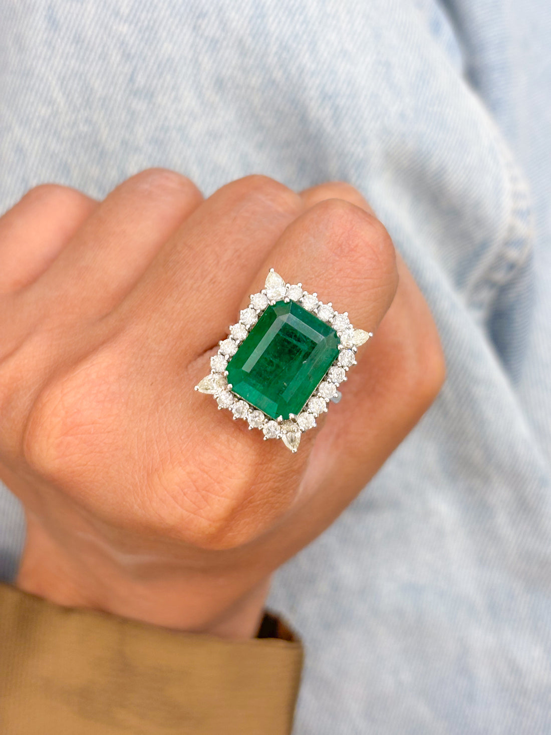 JPRG-741/1686 Emerald Ring | 18K