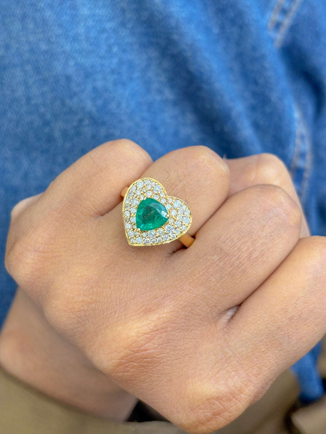 JPRG-745/1687 Emerald Ring | 18K