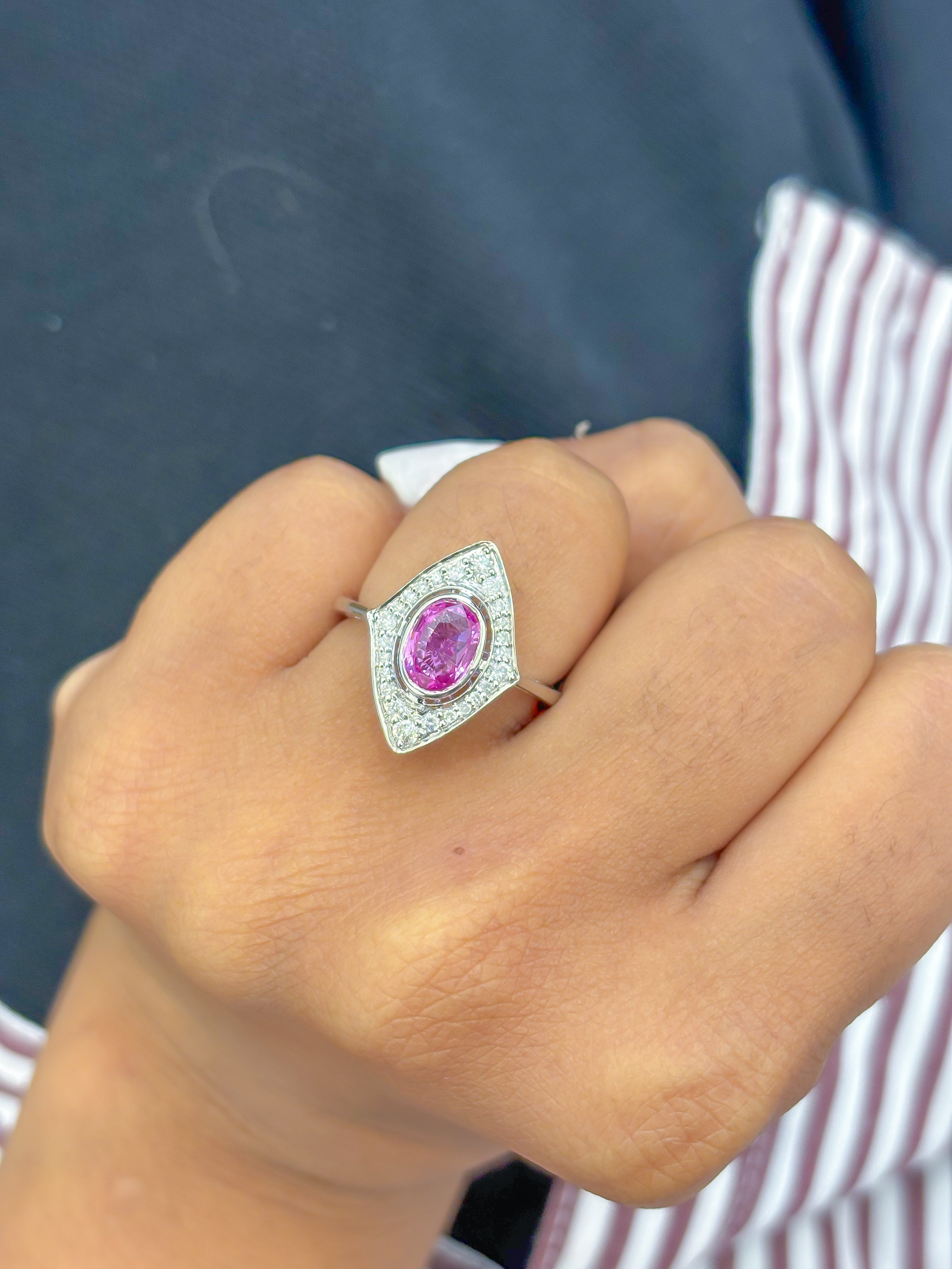 JPRG-820/1822 Pink Sapphire Ring | 18K